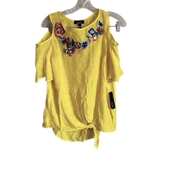 NWT Alyx Yellow Tie Front Floral Embroidered Cold Short Top - Picture 1 of 8